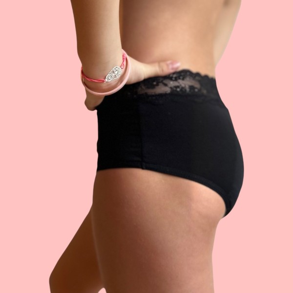 Culotte Menstruelle pour ado Victoire Brodée Dentelle – Protection Flux Léger à Abondant | Descapucines